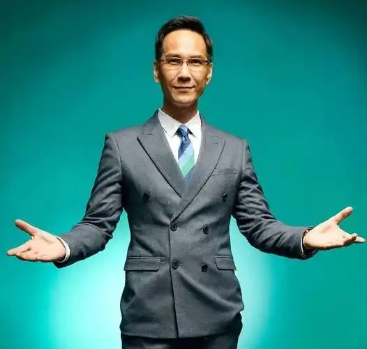 陈启泰低调爱妻22年,出门报行踪,没事时就一直待在家里陪老婆_妻子