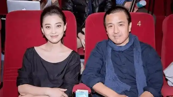 明星曾剑与妻子梅婷的完美家庭生活