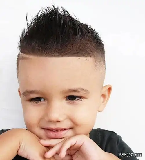 儿童刘海发型图片(10款小男孩发型推荐) - 赤虎壹号