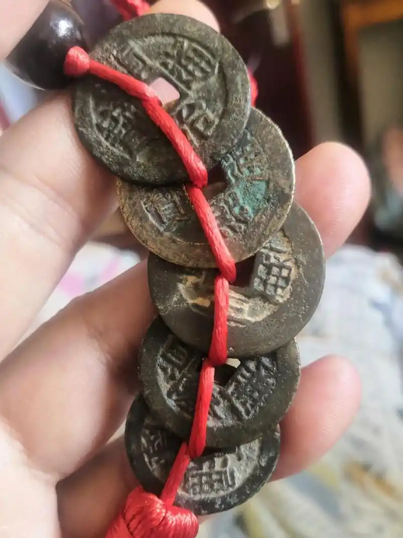 小五帝钱:顺治,康熙,雍正,乾隆,嘉庆 上图品相的800～1 - 抖音