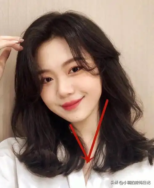 时尚减龄又显气质,主要是显脸小(女生大圆脸适合什么发型短发) - 冷求