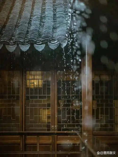 听雨是一种解压,看雨是一种消愁