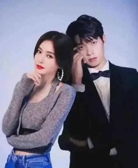 魏大勋和秦岚在三亚过年|恋情|胡歌老婆_网易订阅