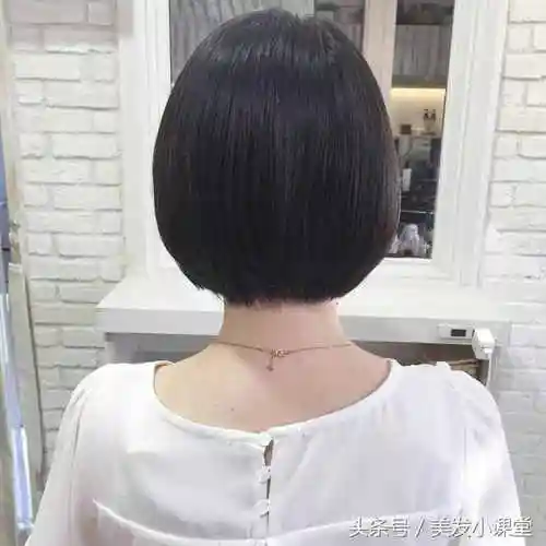 今日更新短发直发发型图片(短直发会是你的最爱吗)_好房网