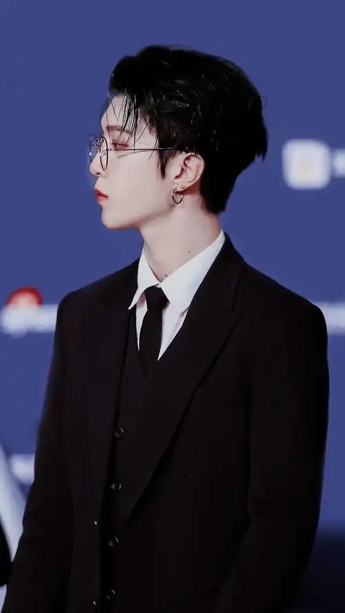 范丞丞 - 堆糖,美图壁纸兴趣社区