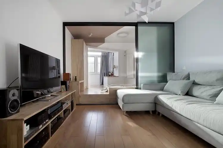 一居变两居,小房住的别有用心