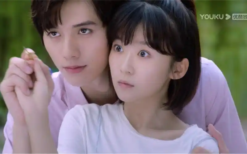 我凭本事单身秦深你靠这么近我现在怀疑你借机勾引