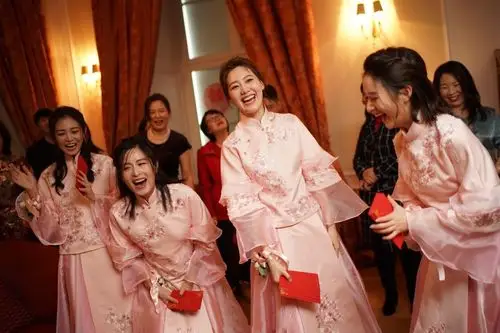 唐嫣伴娘团成员曝光你能认识几个