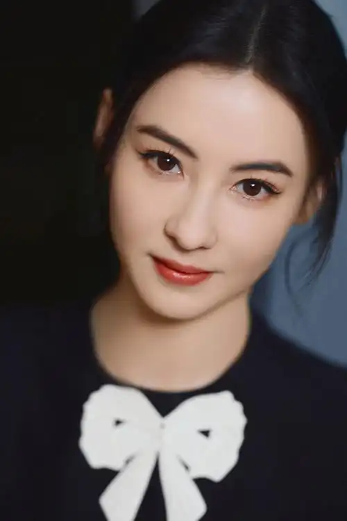 张柏芝亮相直播活动 简约造型尽显优雅灵动