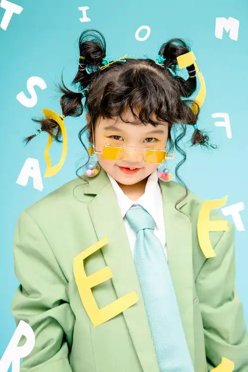 aka村头照相人的儿童摄影作品《可爱》