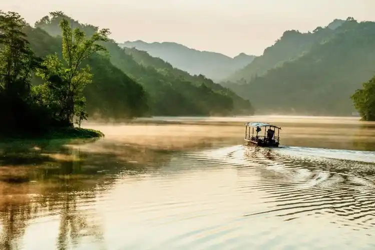 都江堰这些神仙颜值湖泊个个美景如画秋游打卡千万别错过