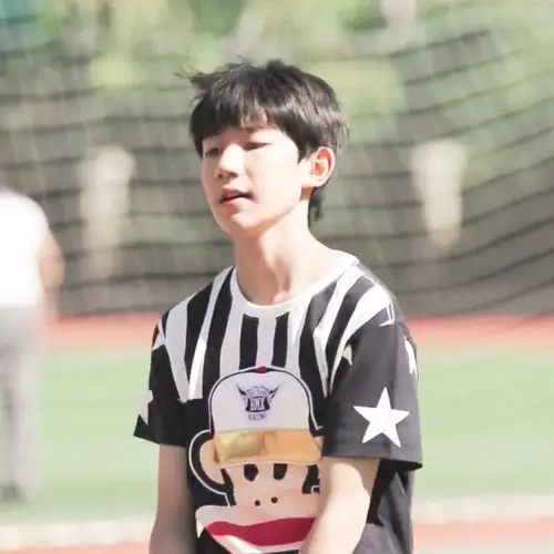 王源小别离篮球小子