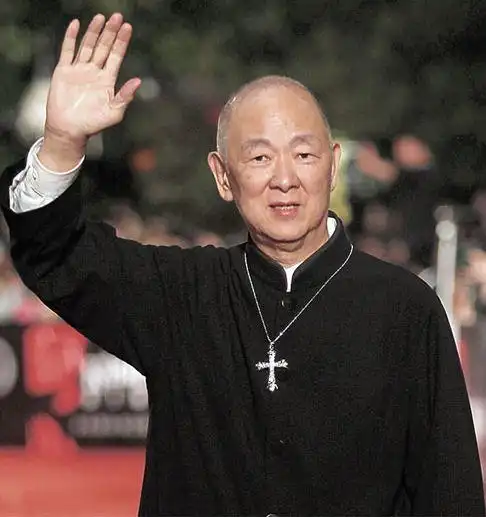 70岁香港老戏骨奢华豪宅曝光 8000万打造私家宫殿