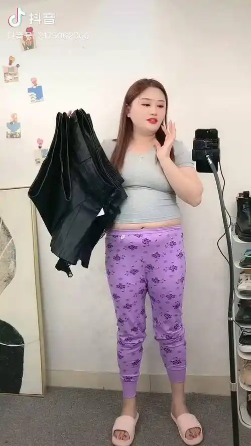 万能佳170斤微胖女生大码搭配8点见