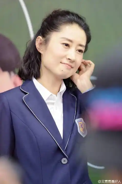 p>刘敏涛,1976年1月10日出生于山东省烟台市,中国内地女演员,毕业于