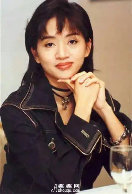 梅艳芳相册(含影视作品剧照,演唱照片)