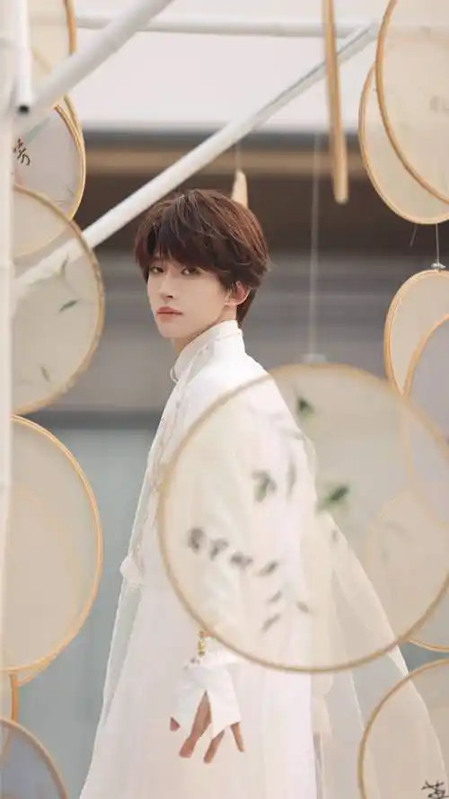 "国风少年"刘宇:从春日开始,一路绽放