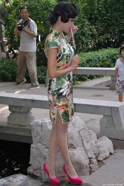 旗袍美女 丝袜粉高 - 丝媚妖妖 - 丝媚妖妖