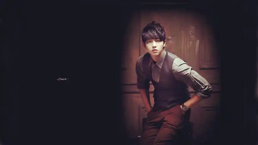 柳大尉宋仲基写真高清壁纸