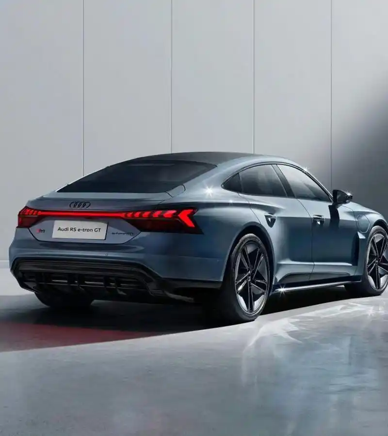 1万!  奥迪rs e-tron gt国内售价调整,原售价146.88万元,现售价124.