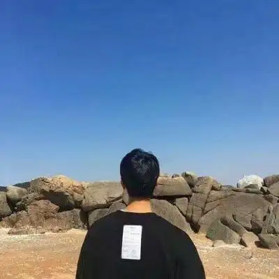 蓝天与你,男生头像图片-回车桌面