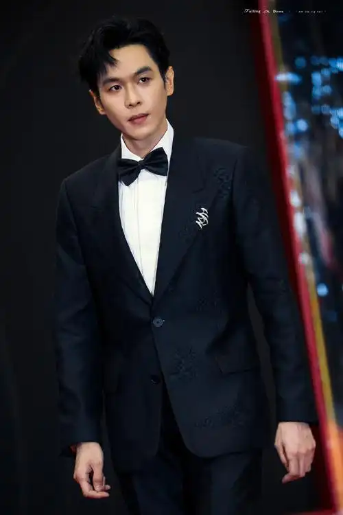 #张若昀央视春晚#