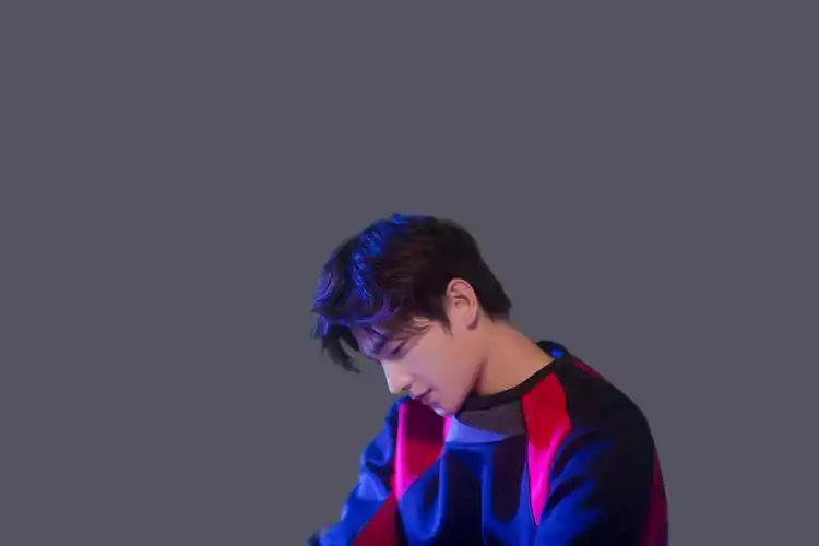 【桌面壁纸】杨洋 少年企画高清 百变小羊