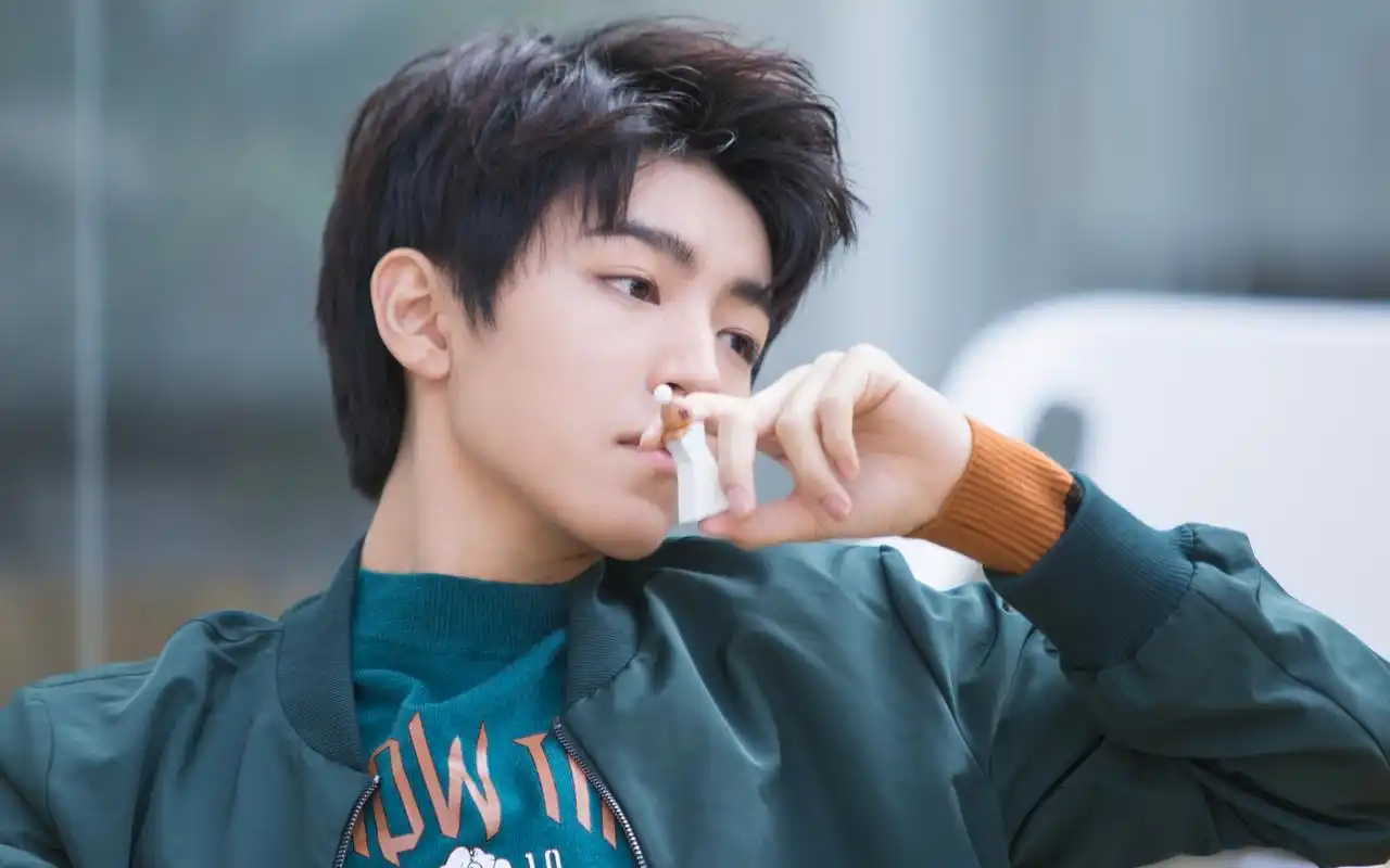 王俊凯帅气写真高清图片桌面壁纸