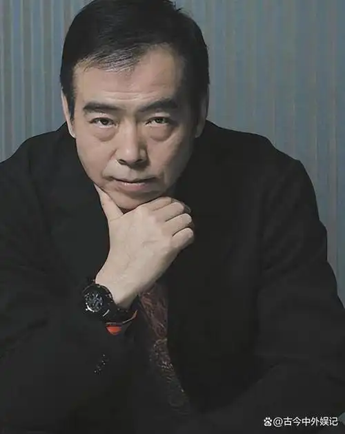 事实证明,婚后这么多年,陈凯歌与陈红才是模范夫妻