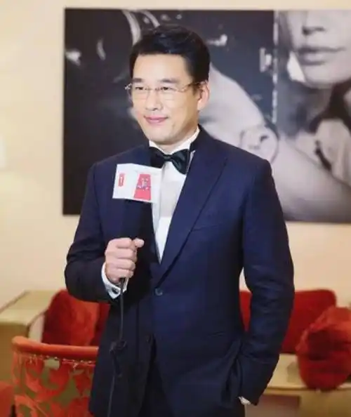 "宠妻狂魔"王耀庆:只想当演员不想"红",他比你想象的清醒_因为_妻子