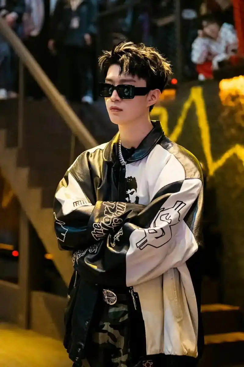 帅不帅!#范丞丞 #墨镜杀 #中国新说唱2024 - 抖音