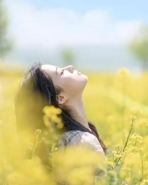 5句春天人像摄影口诀新手来试一试把春天的人像照片拍美吧