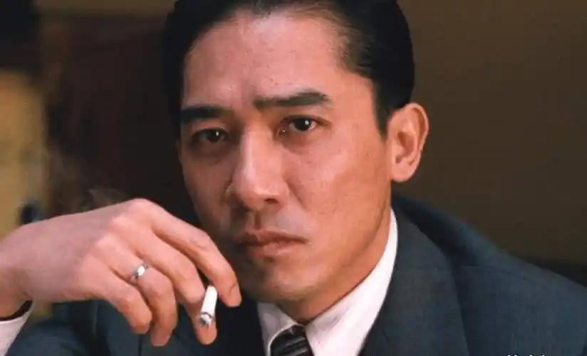 53岁曾华倩时尚犹存,曾和梁朝伟在一起6年,现如今退圈住豪宅_作品