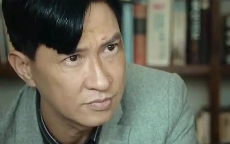 "张家辉"丢下妻子独自一人躲在南非8个月._哔哩哔哩_bilibili