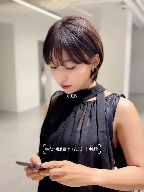 女生超短发/日系感挂耳短发发型 91～～ 当下流行的超短发 73