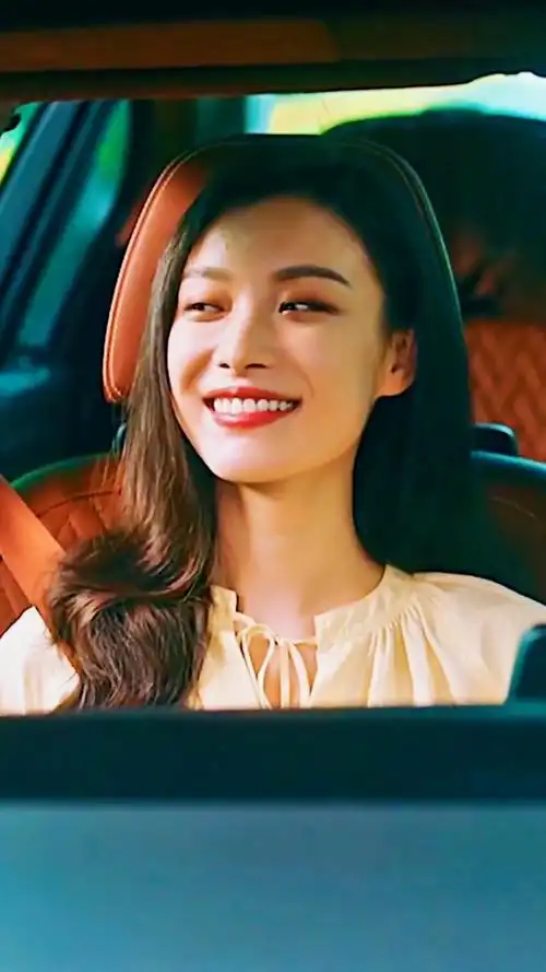 倪妮姐姐笑起来太阳光啦