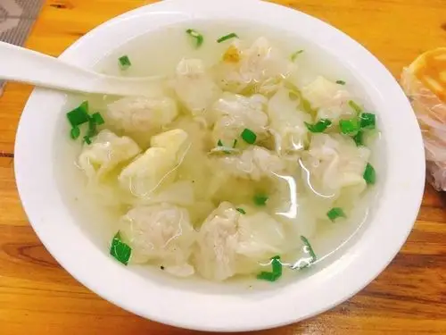 郑州阿意美食特色小吃馄饨