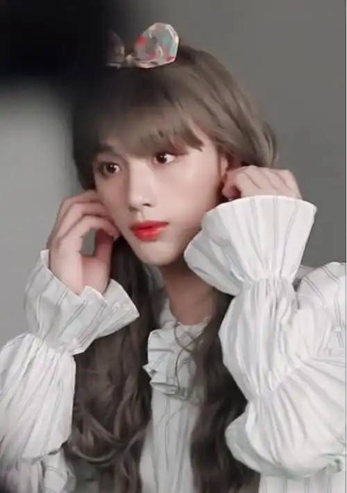 丁程鑫女装好漂亮啊,我的天