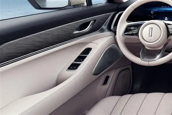 极致豪华!长城魏牌蓝山内饰官图发布:35万选它还是理想l8