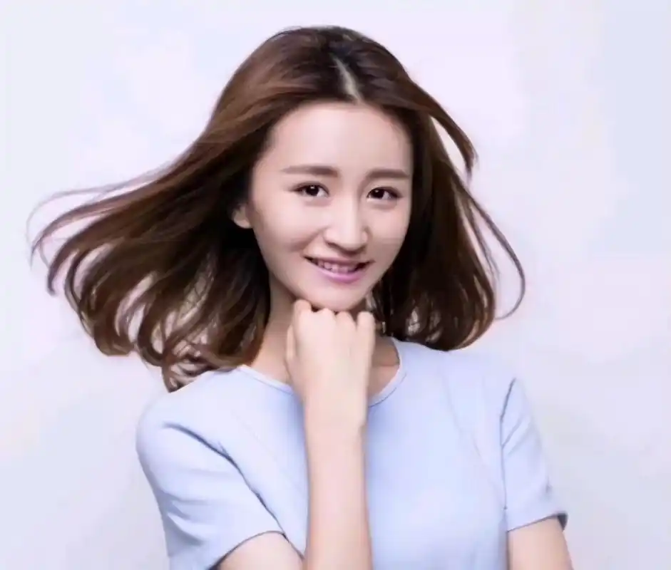 任嘉伦的妻子聂欢:丈夫成名背后有艰辛,我在家做全职太太也幸福