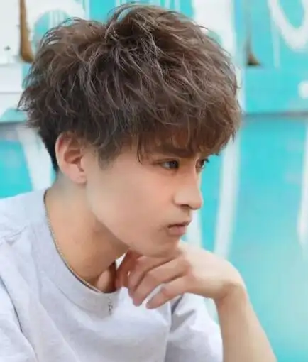 男生烫发推荐2021