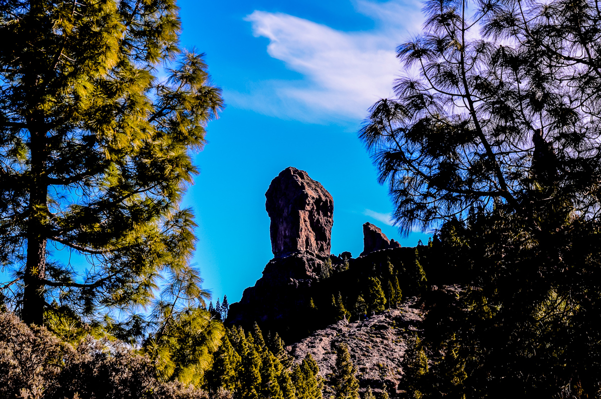 这个宝藏景点位于江西省弋阳县,地处信江中游.