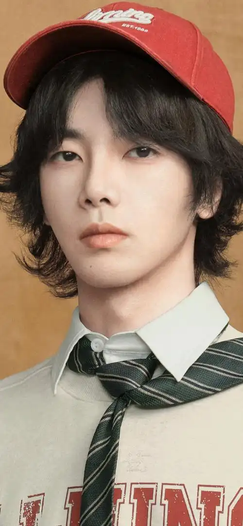 华晨宇美貌大赏#  分享一个帅气迷人又有趣的小学生@华晨宇yu  #2244