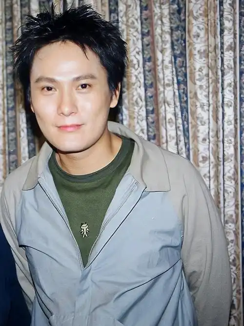 张信哲  好看死了好看死了