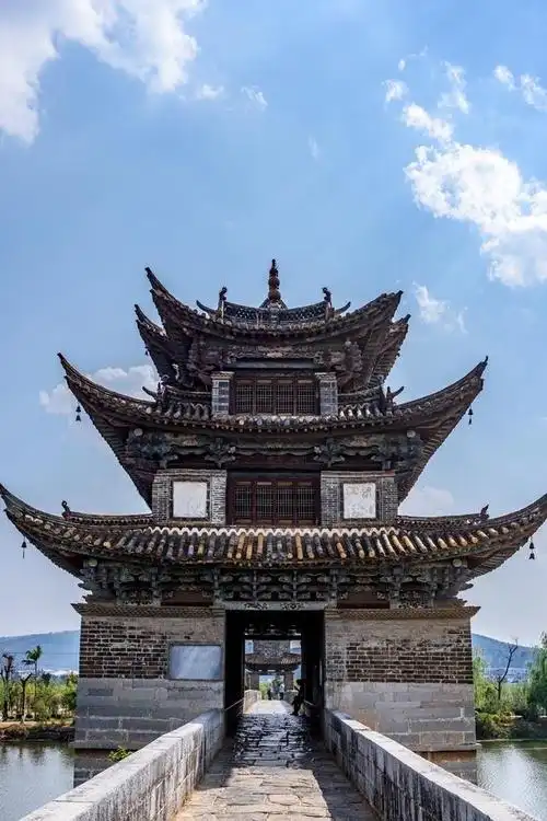 著名的朱家花园,团山村古建筑,建水紫陶,碗窑村,大坂井.