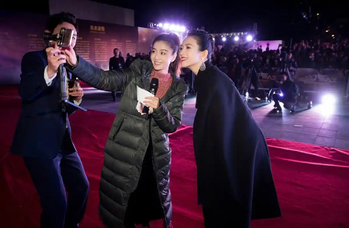 张雪迎5张亲密的合照,图1童星大pk,图4和杨洋这张太养眼了!