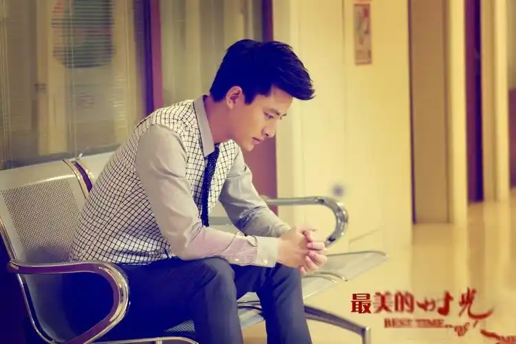 最美的时光收视长虹 贾乃亮温柔演绎令观众心疼贾乃亮剧照图片