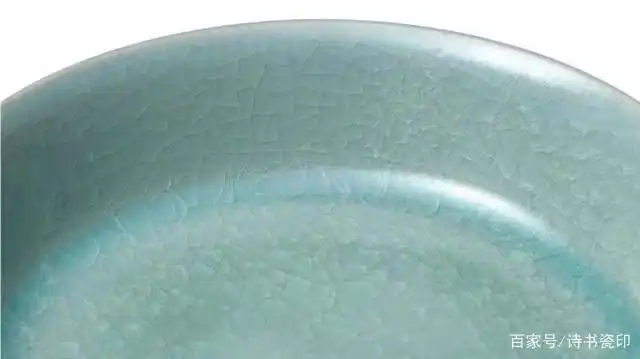 汝窑胎釉的特征是以玛瑙为釉色,观点成立吗?