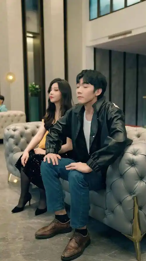 时光旅人 时光旅人 短剧推荐 百亿剧好看计划 抖音短剧新番计划 因为