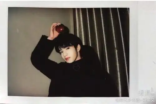 刘耀文冲出屏幕的初恋少年感